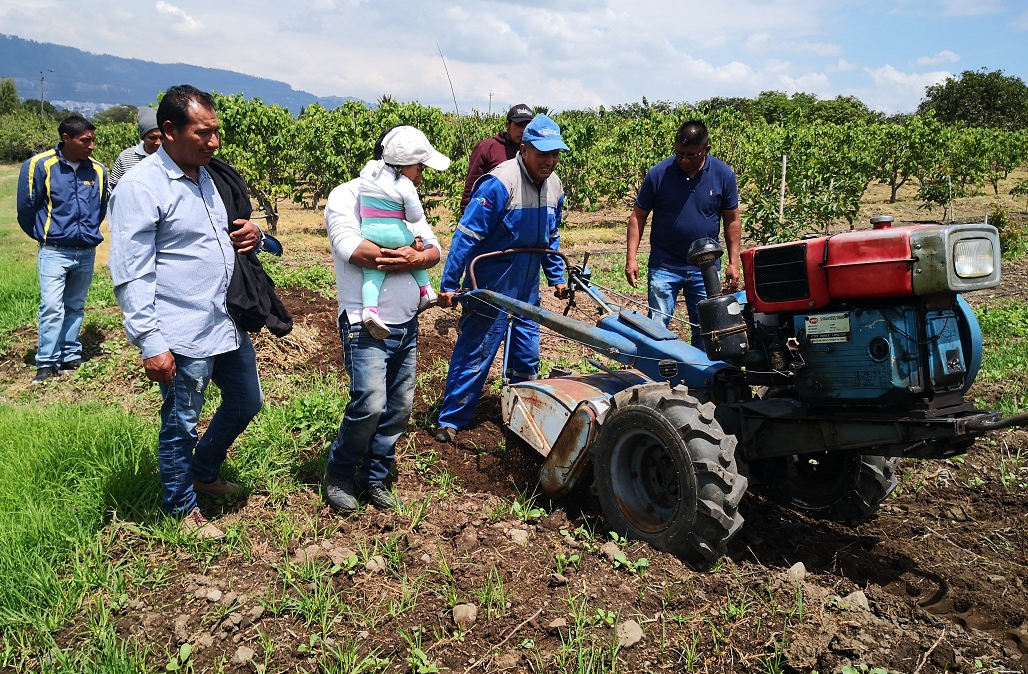 Productores De Pichincha Se Capacitan En Mecanización Agrícola ...